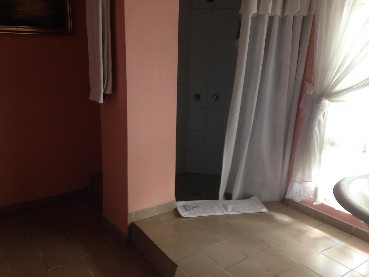 Mansion Samzara Hosteleria Sangolqui Bagian luar foto